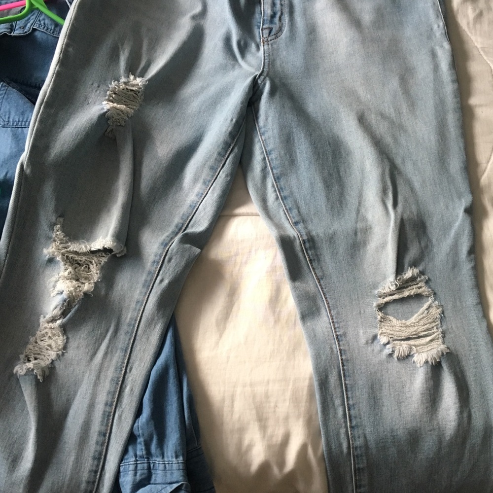 Ripped jeans